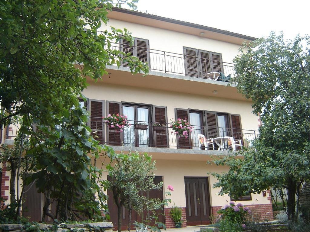Apartments Grgorinic Pula Exterior photo